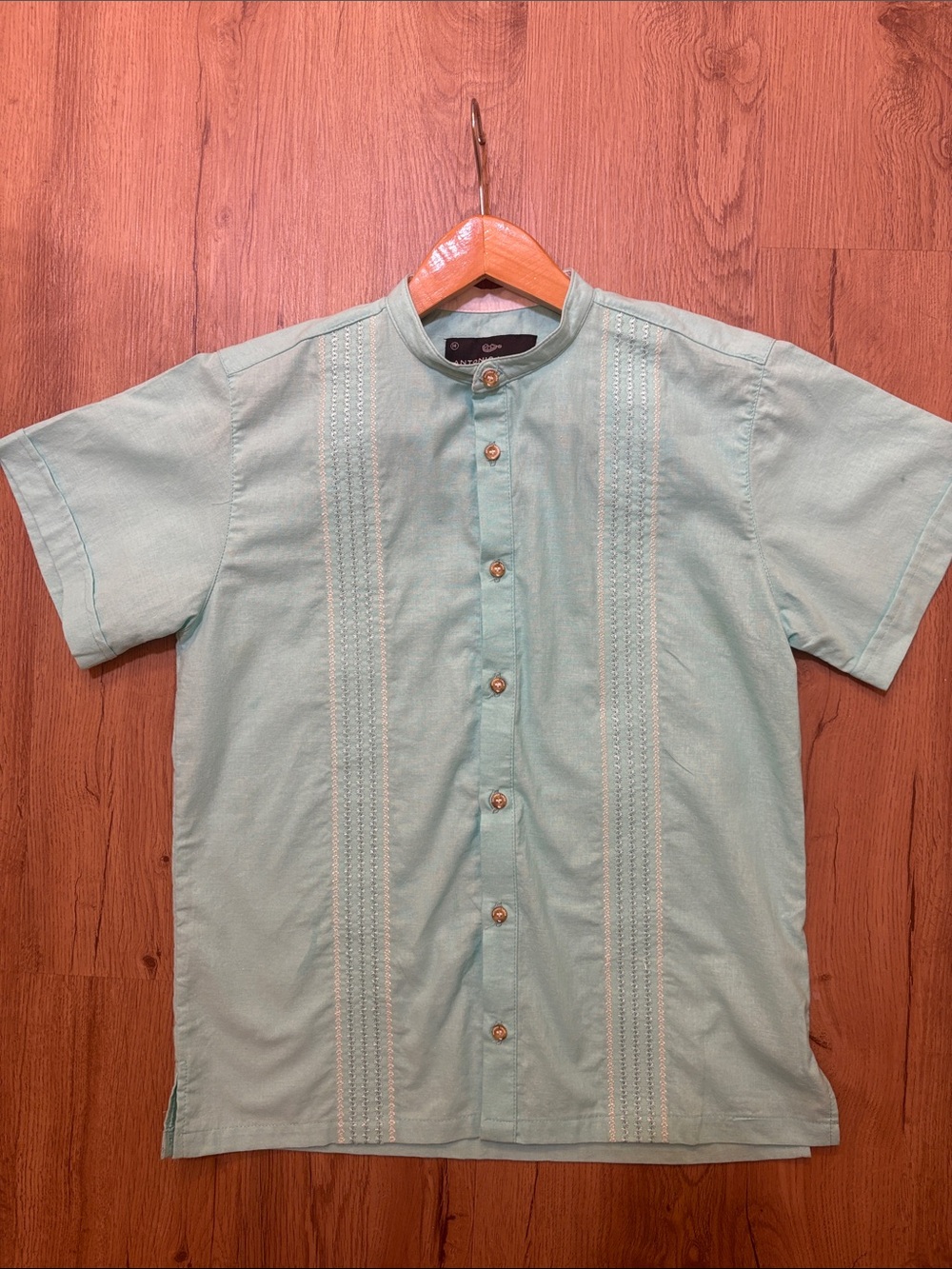 Teen Band Collar Short-Sleeve Casual Shirt in Mint (Guayabera vibes, like new)